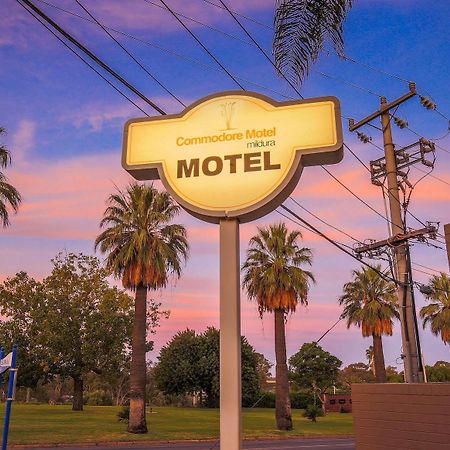 Commodore Mildura Motel エクステリア 写真