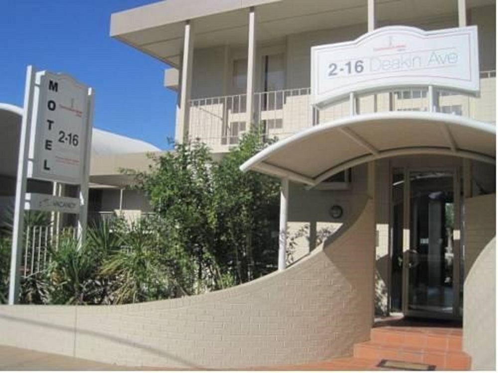 Commodore Mildura Motel エクステリア 写真