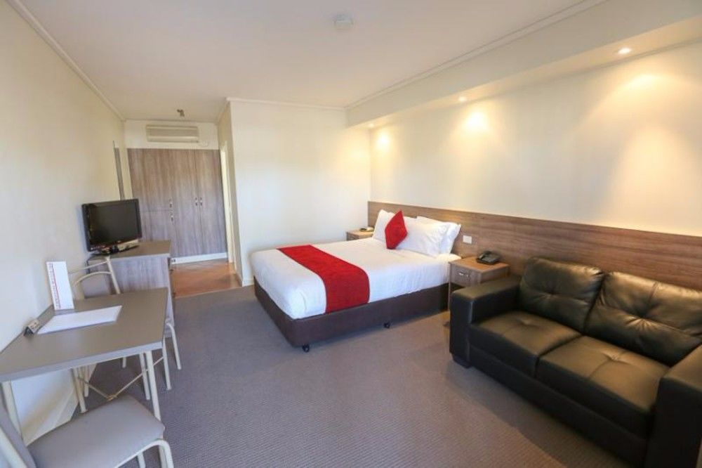 Commodore Mildura Motel エクステリア 写真