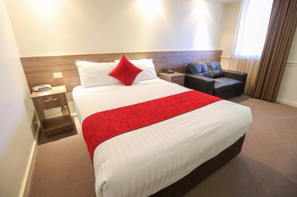 Commodore Mildura Motel エクステリア 写真